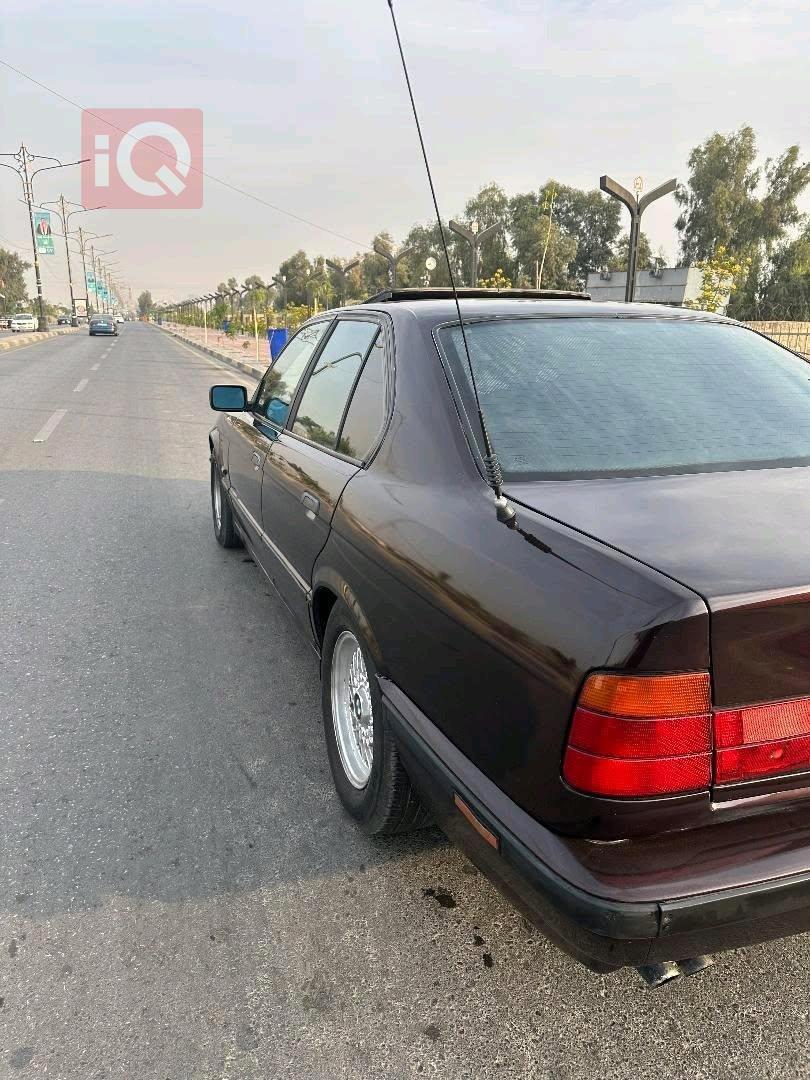 بي ام دبليو الفئة 5